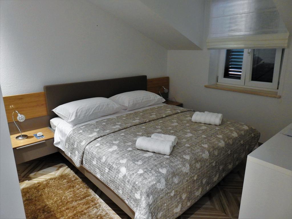 Apartments Villa Barbara Sumartin Dış mekan fotoğraf
