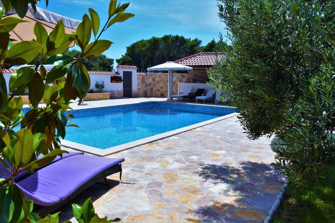Apartments Villa Barbara Sumartin Dış mekan fotoğraf