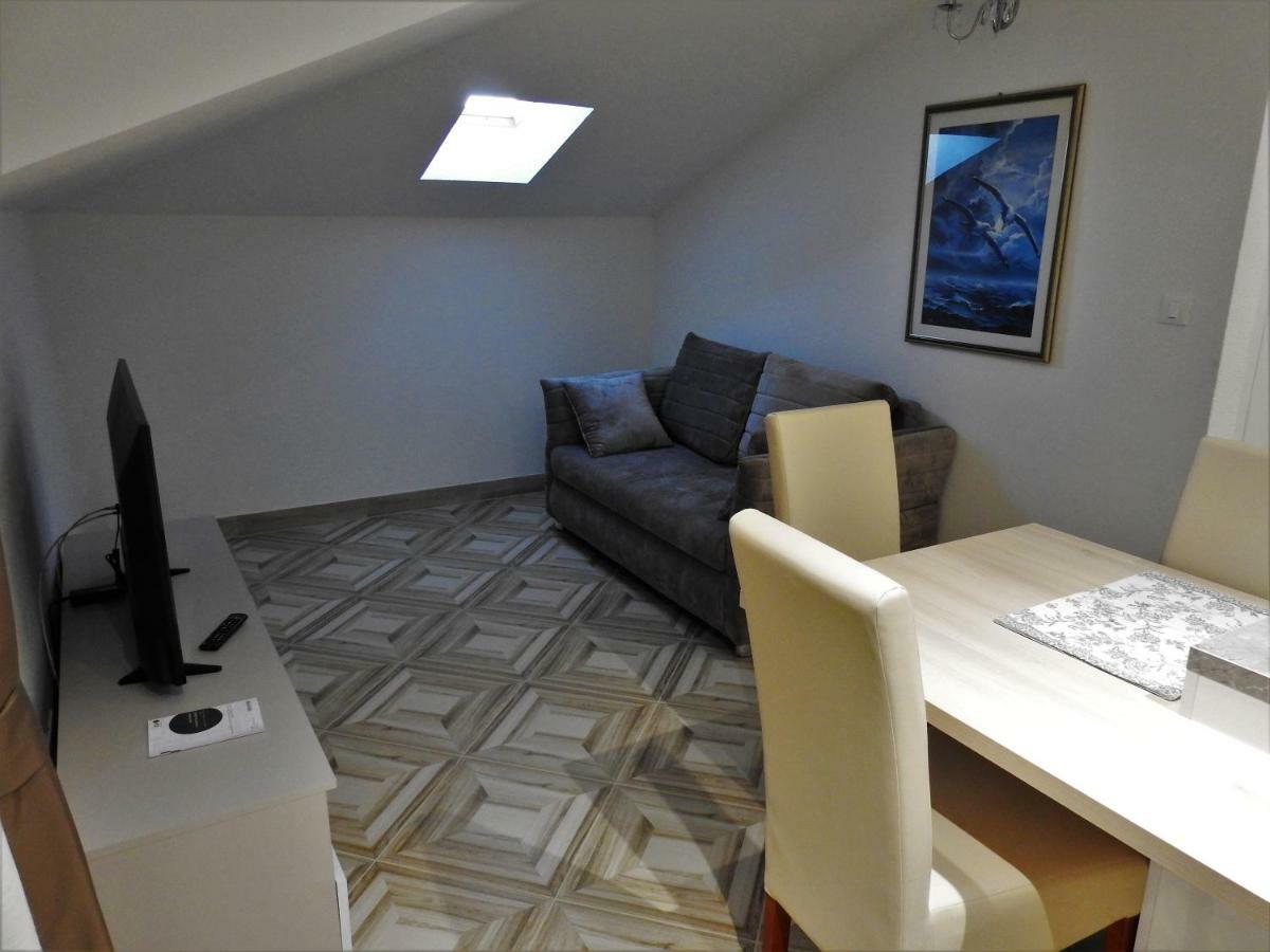 Apartments Villa Barbara Sumartin Dış mekan fotoğraf